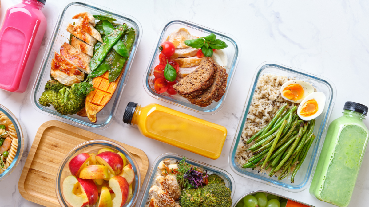 Meal prepping, czyli jak zaplanować posiłki by zaoszczędzić czas i pieniądze