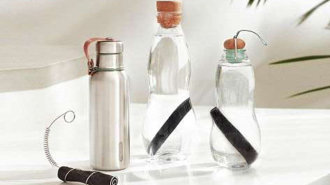 butelki z filtrem węglowym