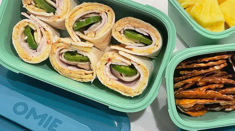 OmieGo lunchbox do szkoły