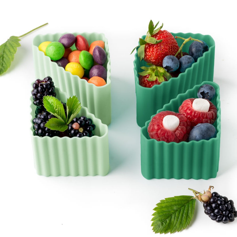 LEKKABOX Bento Triangle Forest – elastyczne, zielone foremki trójkątne do przekąsek i mini deserów, bezpieczny silikon, łatwe czyszczenie