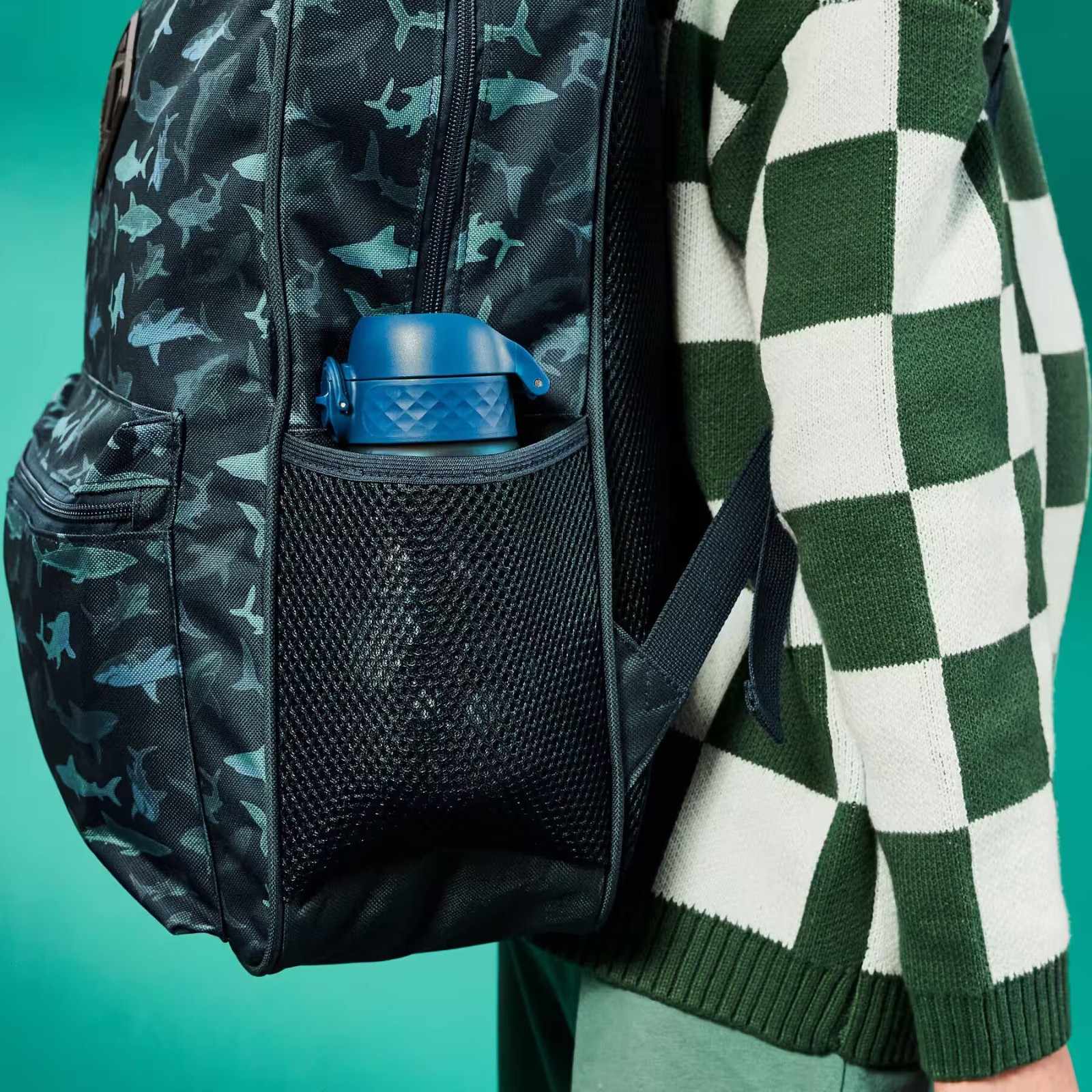 Bidon dla dzieci Ion8 Pod Space 350 ml – szczelny, lekki i otwierany na klik. Kolor: zielony