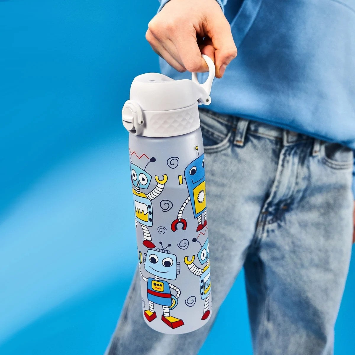 Bidon dla dzieci 500 ml Ion8 Robots– lekki, nietoksyczny, z ustnikiem i klapką, idealny do plecaka i samochodu