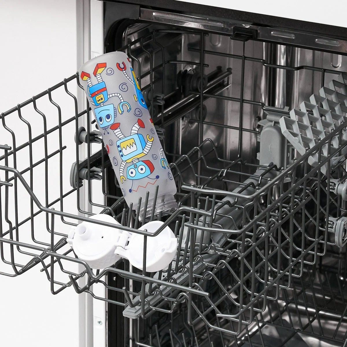 Bidon dla dzieci 500 ml Ion8 Robots– lekki, nietoksyczny, z ustnikiem i klapką, idealny do plecaka i samochodu