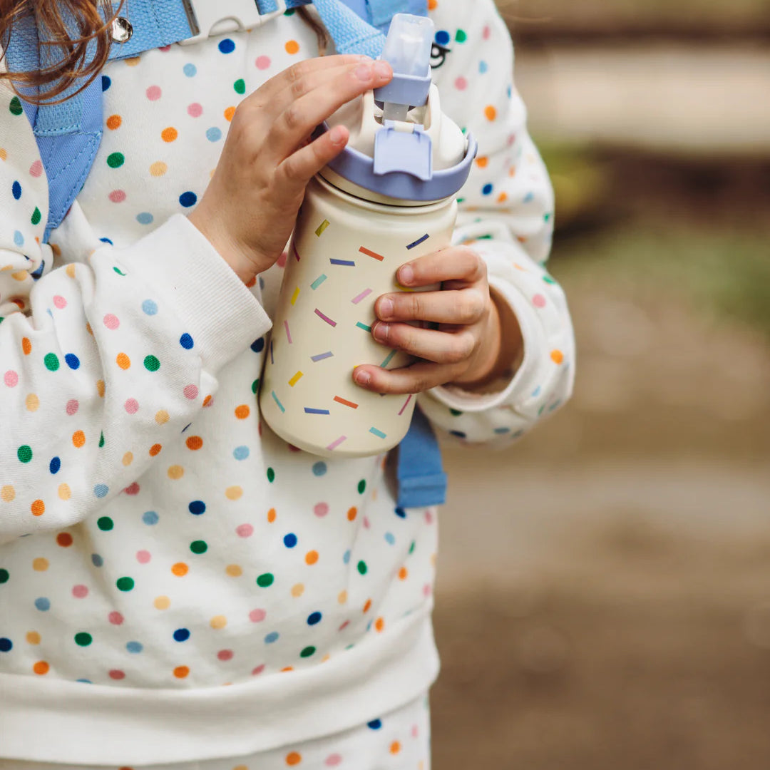 Bidon termiczny dla dzieci The Cotton Cloud – utrzymuje ciepło i zimno, z silikonową słomką i uchwytem, wzór: konfetti
