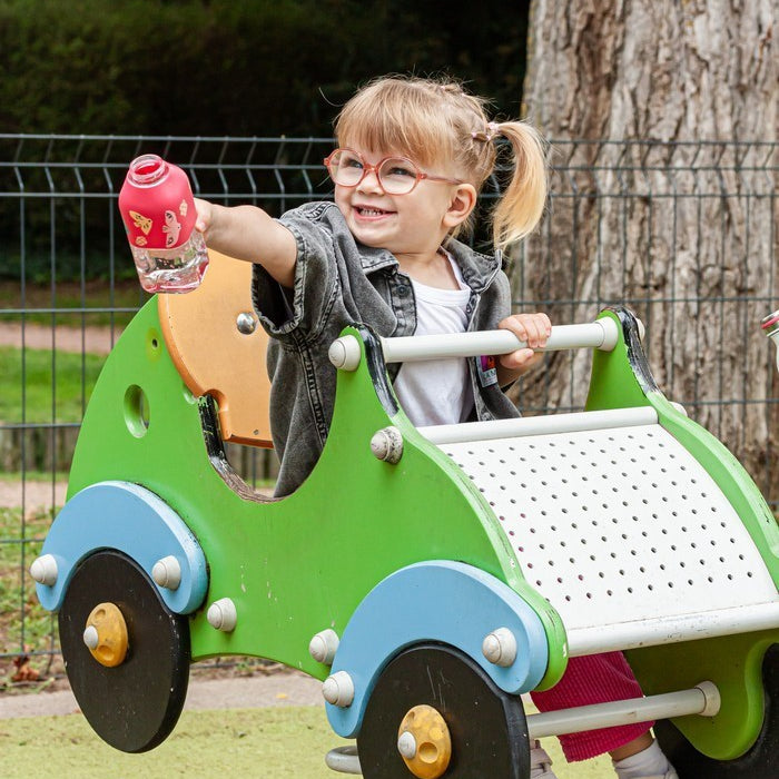 Monbento Positive S Pink Birds – ultralekka butelka 350 ml z tritanu. Trwała, kompaktowa, bez BPA, idealna do torby czy plecaka, wzór: ptaszki