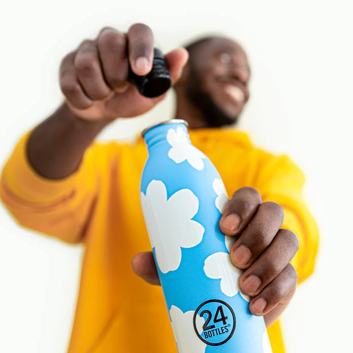 Urban Bottle Daydreaming 500 ml – lekka, szczelna butelka ze stali nierdzewnej, idealna na co dzień.