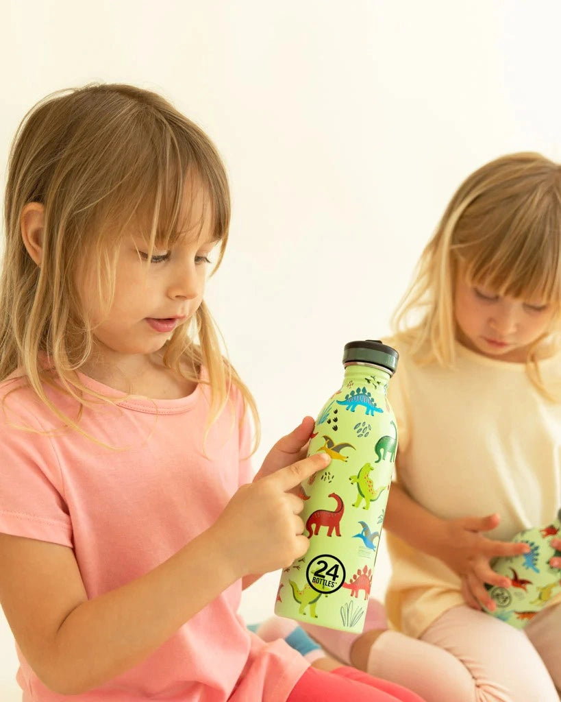 Butelka na wodę dla dzieci 24Bottles Jurassic Friends – bezpieczna, lekka i szczelna butelka wielorazowa z matowym wykończeniem, wzór: dinozaury