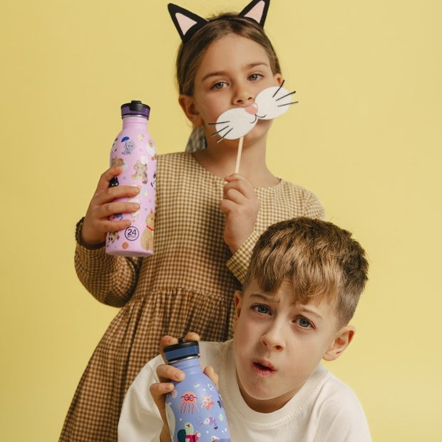 Dziecięca butelka ze stali 24Bottles Meow Friends ze składanym ustnikiem