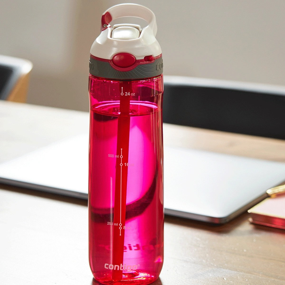 Contigo Ashland Sangria – butelka z recyklingu, ze słomką i ustnikiem AutoSpout®, szczelna i bezpieczna, kolor: różowy