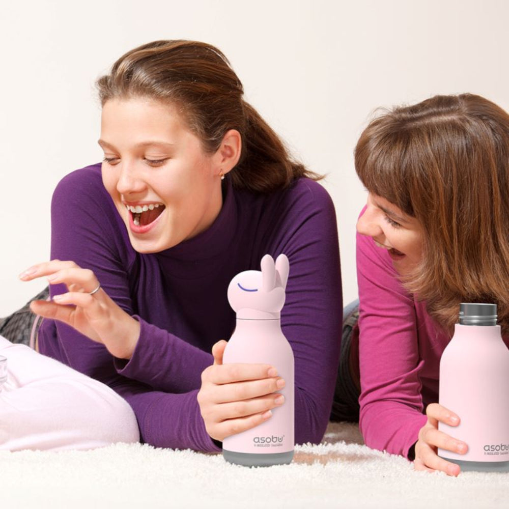 Asobu Bestie Bottle – różowa butelka termiczna 460 ml dla dzieci, uroczy wzór króliczka, słomka, stal nierdzewna, izolacja termiczna.