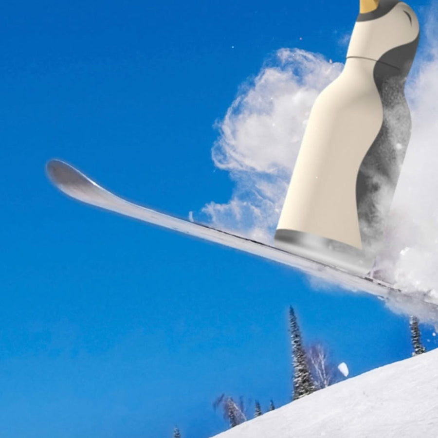 Asobu Bestie Bottle – czarno-biała butelka termiczna 460 ml dla dzieci, uroczy wzór pingwina, słomka, stal nierdzewna, izolacja termiczna.