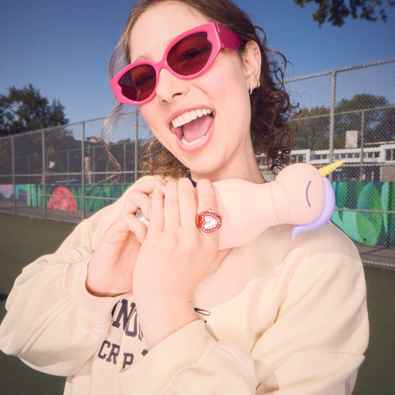 Asobu Bestie Bottle – różowa butelka termiczna 460 ml dla dzieci, uroczy wzór jednorożca, słomka, stal nierdzewna, izolacja termiczna.