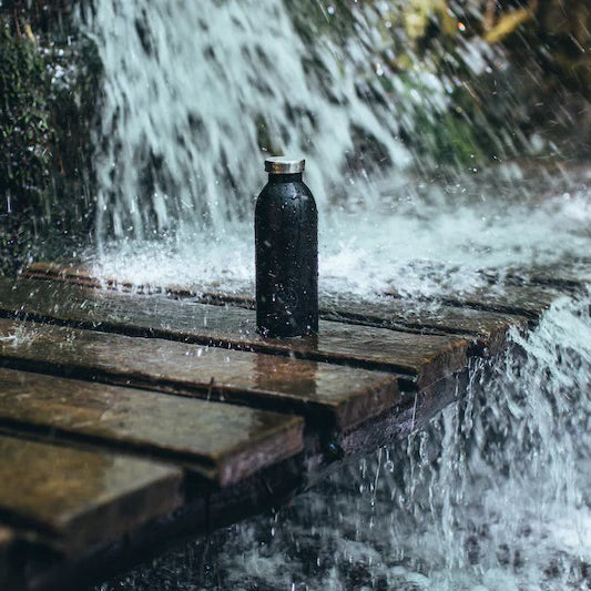 Butelka termiczna 24Bottles CLIMA– izolacja próżniowa, bez BPA, idealna do gorących i zimnych napojów, wzór: stone tuxedo black