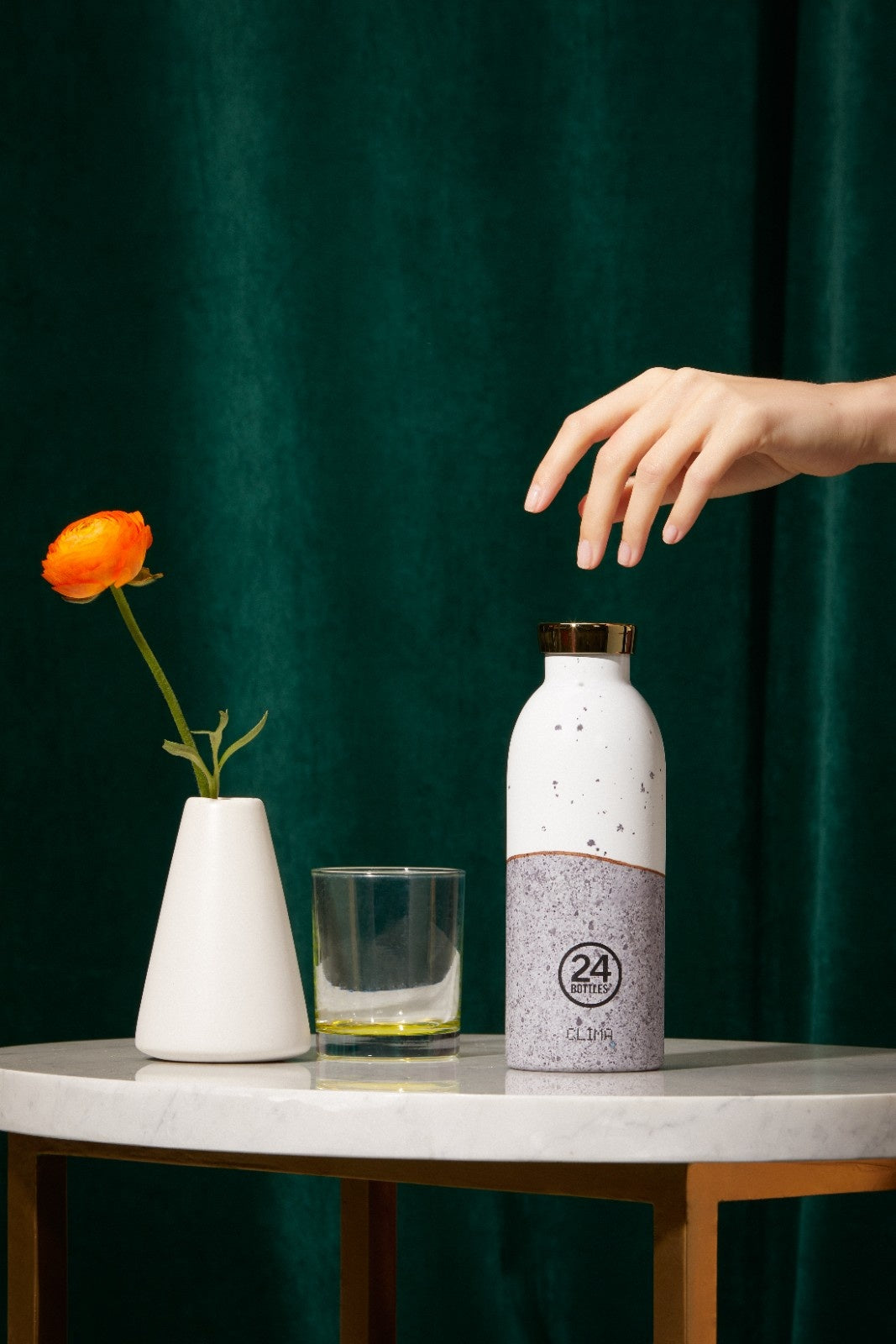 Butelka termiczna 24Bottles CLIMA– izolacja próżniowa, bez BPA, idealna do gorących i zimnych napojów, wzór: wabi