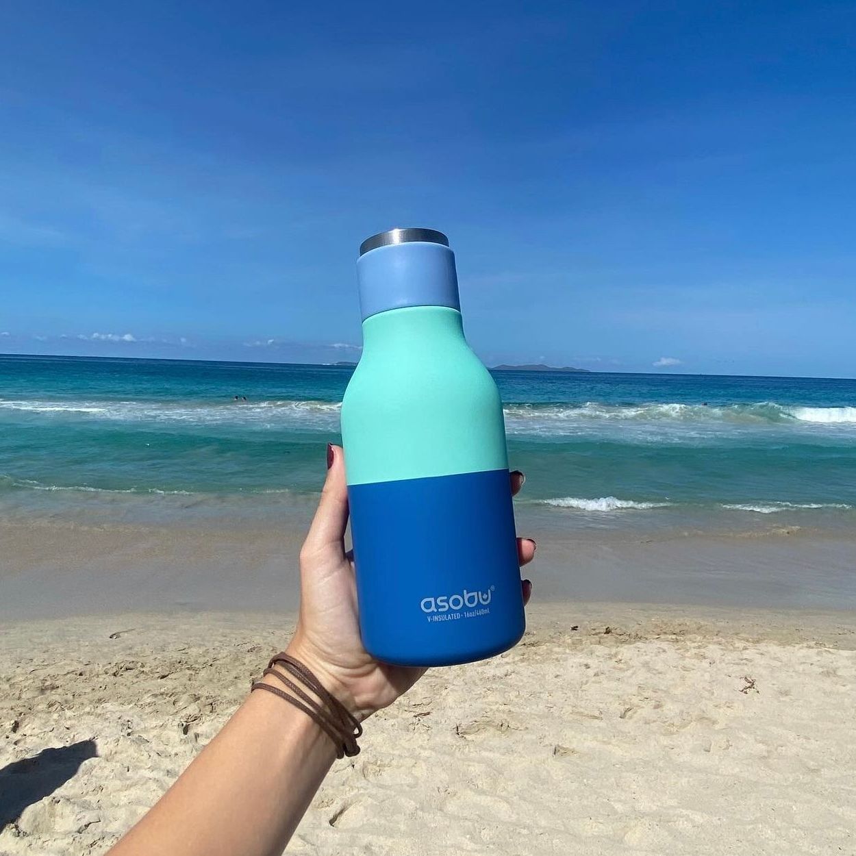 ASOBU Urban Pastel Blue – stylowa butelka termiczna, 24 h chłodu, trwała i bez BPA, idealna do miasta