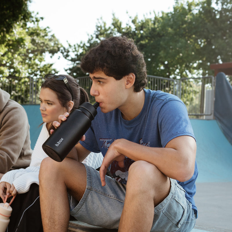 Butelka termiczna z ustnikiem B.BOX – potrójna izolacja, ustnik i wygodny uchwyt, kolor: czarny
