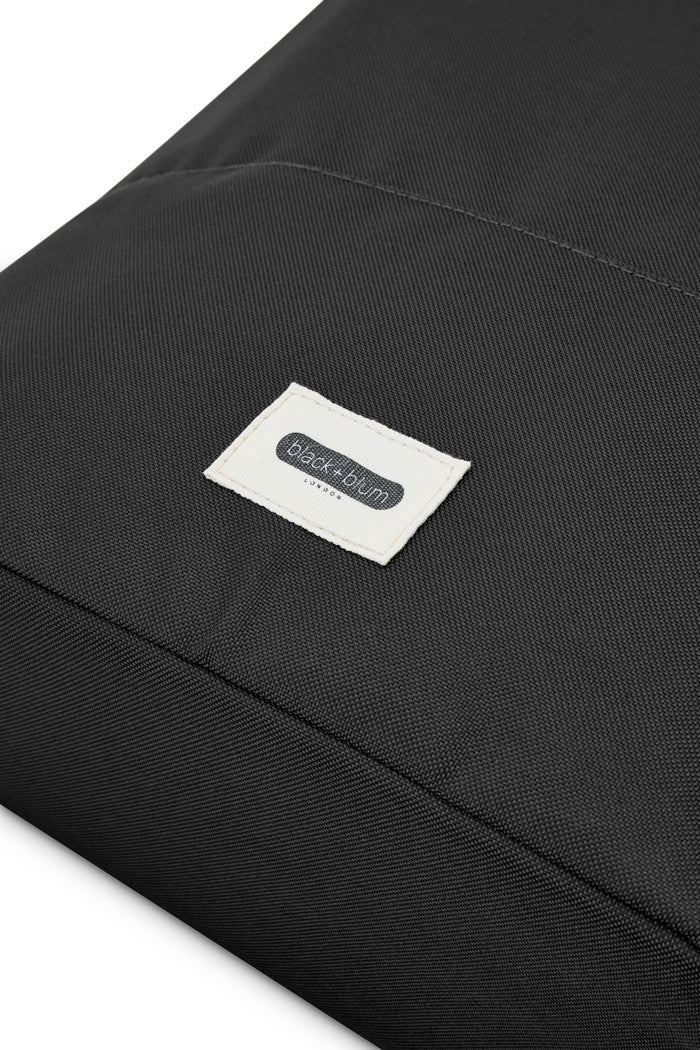 Black+Blum Insulated Tote Bag – czarna torba termiczna na lunch i przekąski, zapinana na zamek, pojemna i elegancka