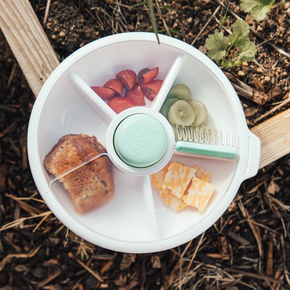 GoBe Large Snack Spinner – pojemnik na przekąski, interaktywny, szczelny i łatwy w obsłudze, kolor: mint green