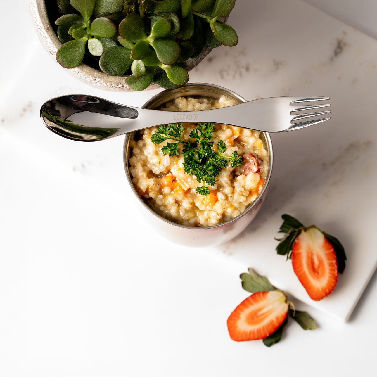 LEKKABOX SPORK – duży łyżkowidelec do jogurtu, dipów i musów, stal nierdzewna, bez BPA, łatwy do zabrania w podróż