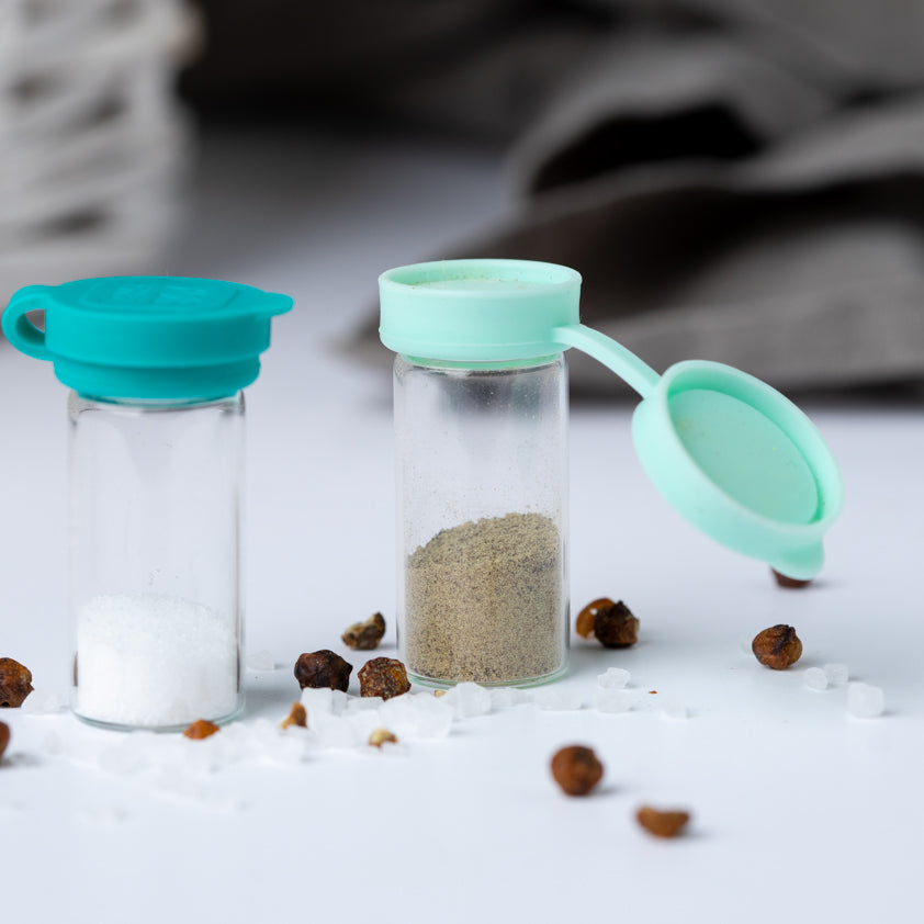 Mini pojemniczki LEKKABOX® Salty – szklane, szczelne, z turkusowymi pokrywkami, idealne na przyprawy do lunchboxa, pracy i podróży
