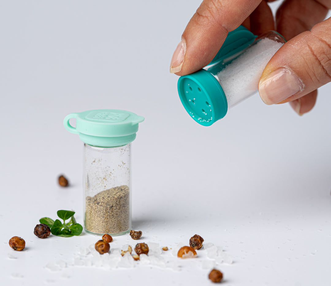 Mini pojemniczki LEKKABOX® Salty – szklane, szczelne, z turkusowymi pokrywkami, idealne na przyprawy do lunchboxa, pracy i podróży