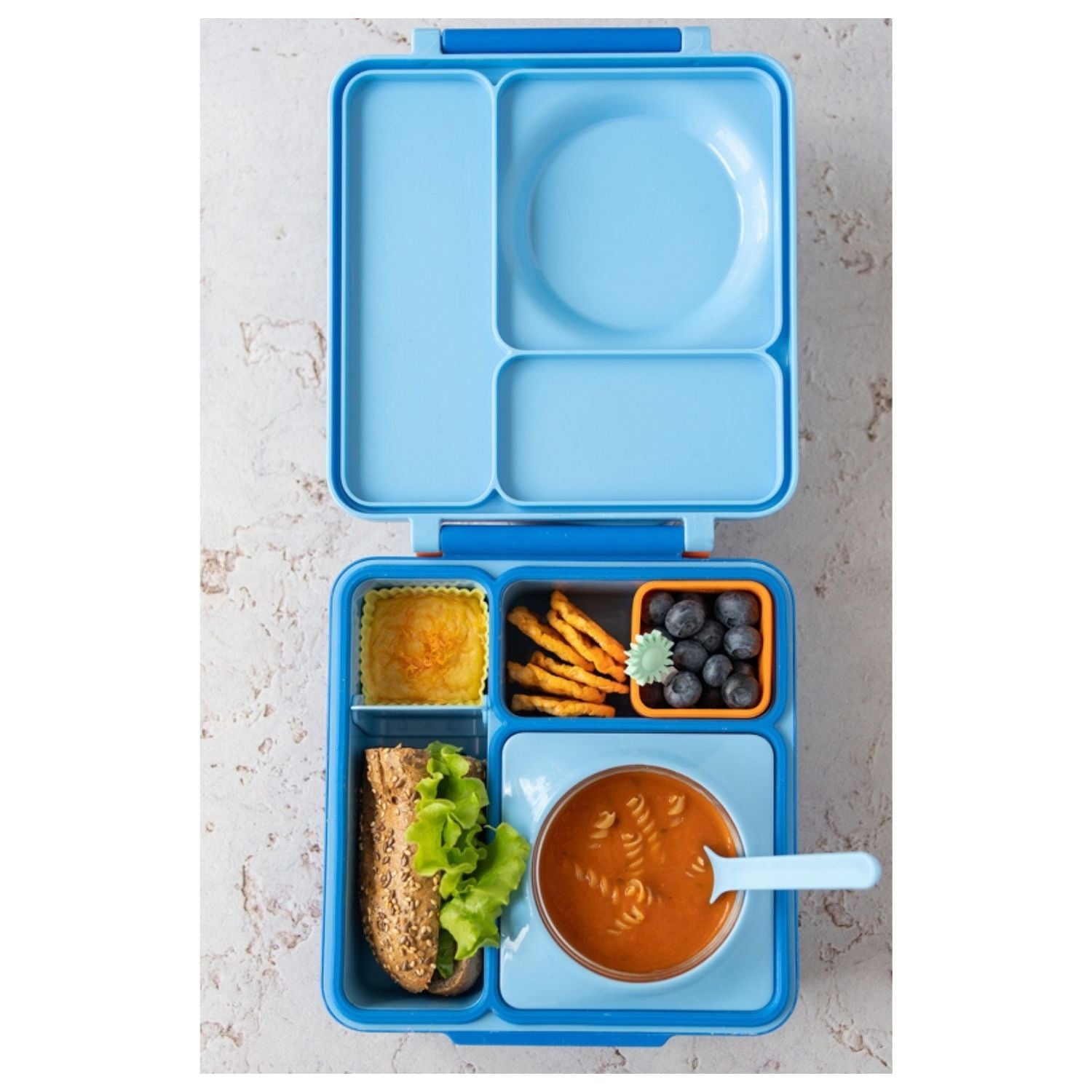 Ebook „15 pomysłów na lunch w OmieBox” – praktyczny PDF z łatwymi, pożywnymi przepisami do lunchboxa dla dzieci i dorosłych