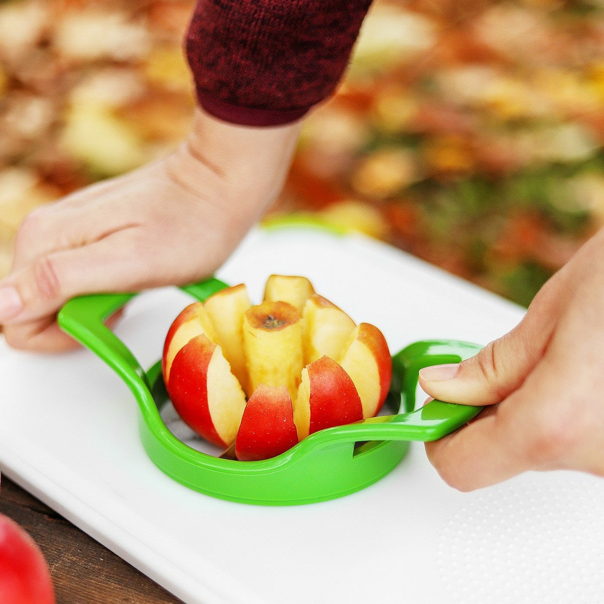 Krajalnica do jabłek PRESTO – stal nierdzewna, 8 równych cząstek, ergonomiczne uchwyty