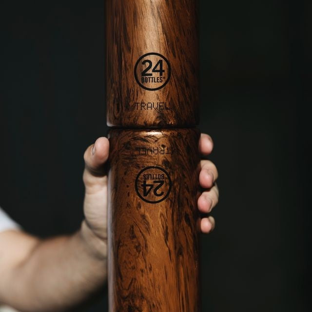 Kubek termiczny 24Bottles Sequoia Wood– 350 ml, stal nierdzewna, szczelny, trzyma ciepło 6 h i zimno 24 h.