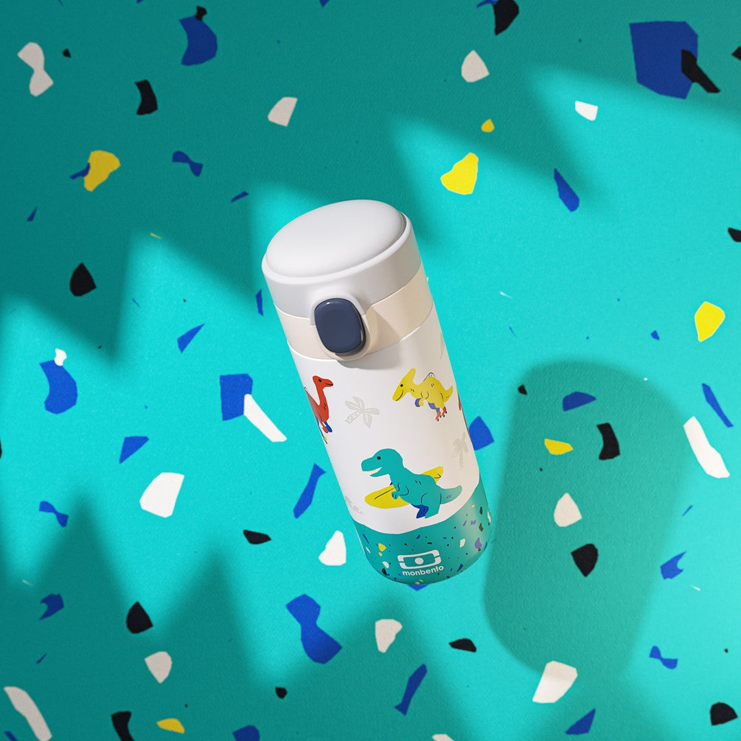 Kubek termiczny dla dzieci Monbento Pop Dino – kompaktowy, poręczny i bezpieczny. Z izolacją próżniową, szczelny i wygodny do szkoły i na wycieczki, wzór: dinozaury