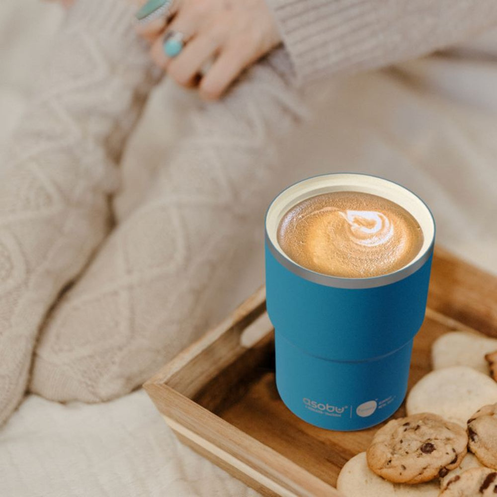Asobu The Mini Pick Up niebieski 355 ml – kompaktowy kubek termiczny z izolacją próżniową, ceramiczną powłoką i szczelną nakrętką.