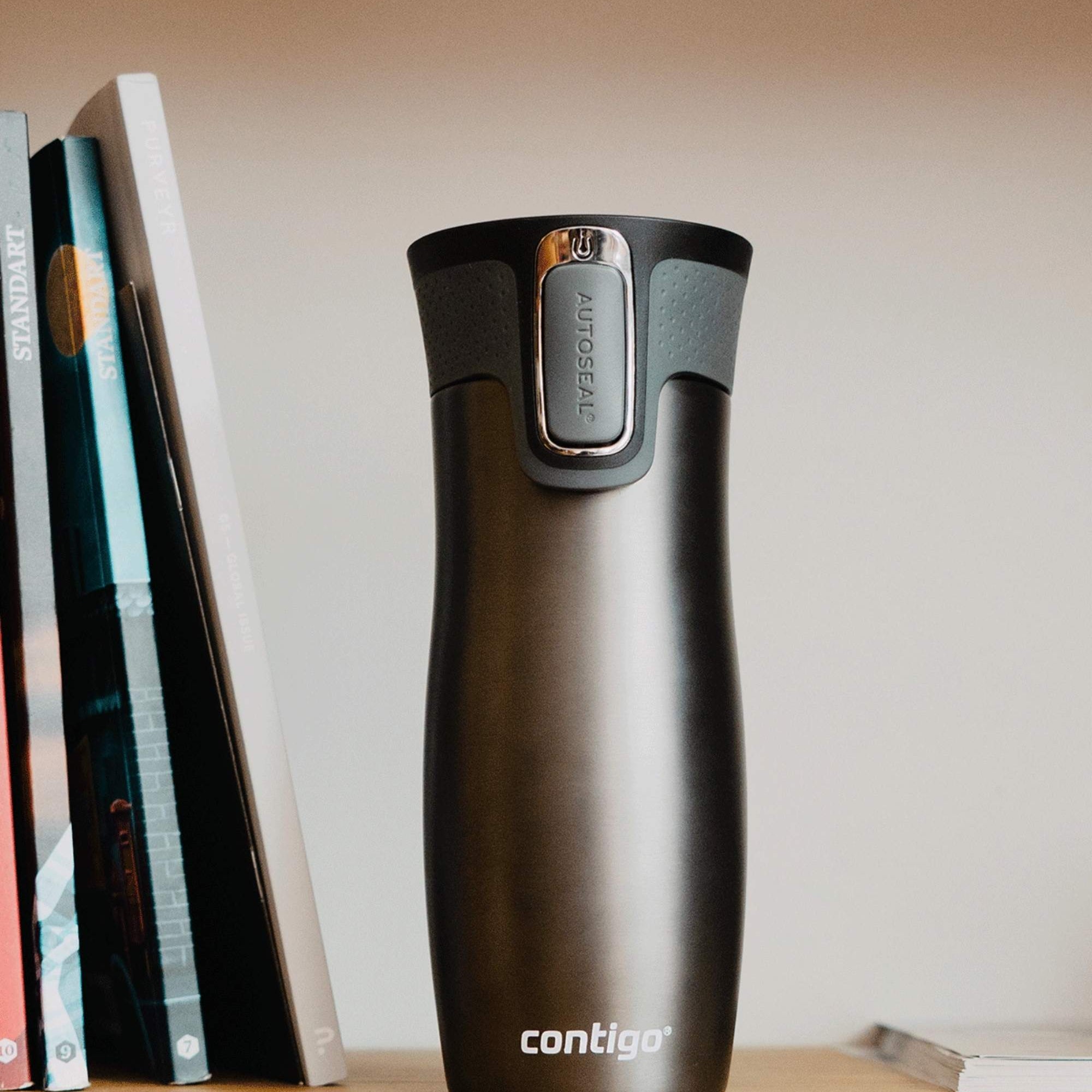 Kubek termiczny Contigo West Loop 470 ml – 100% szczelny, utrzymuje ciepło do 5 h i zimno do 12 h, idealny w podróży, kolor: grafitowy