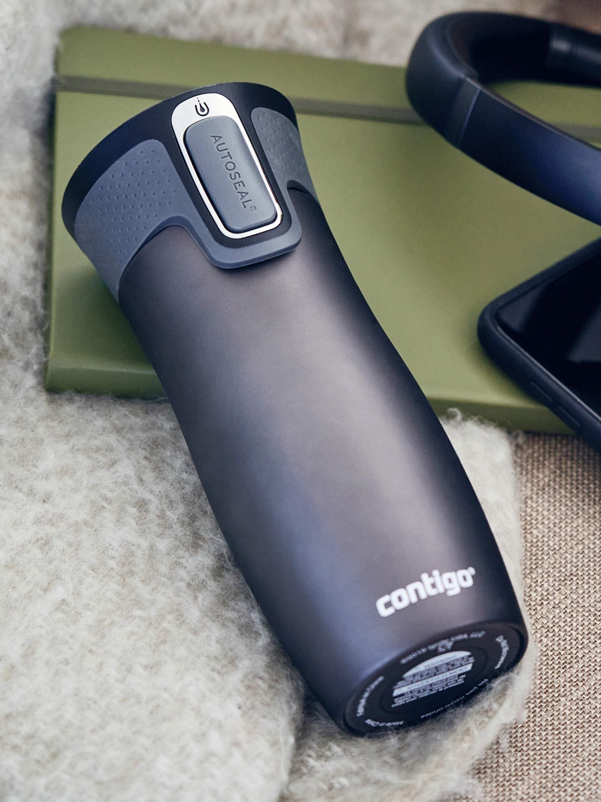 Kubek termiczny Contigo West Loop 470 ml – 100% szczelny, utrzymuje ciepło do 5 h i zimno do 12 h, idealny w podróży, kolor: grafitowy