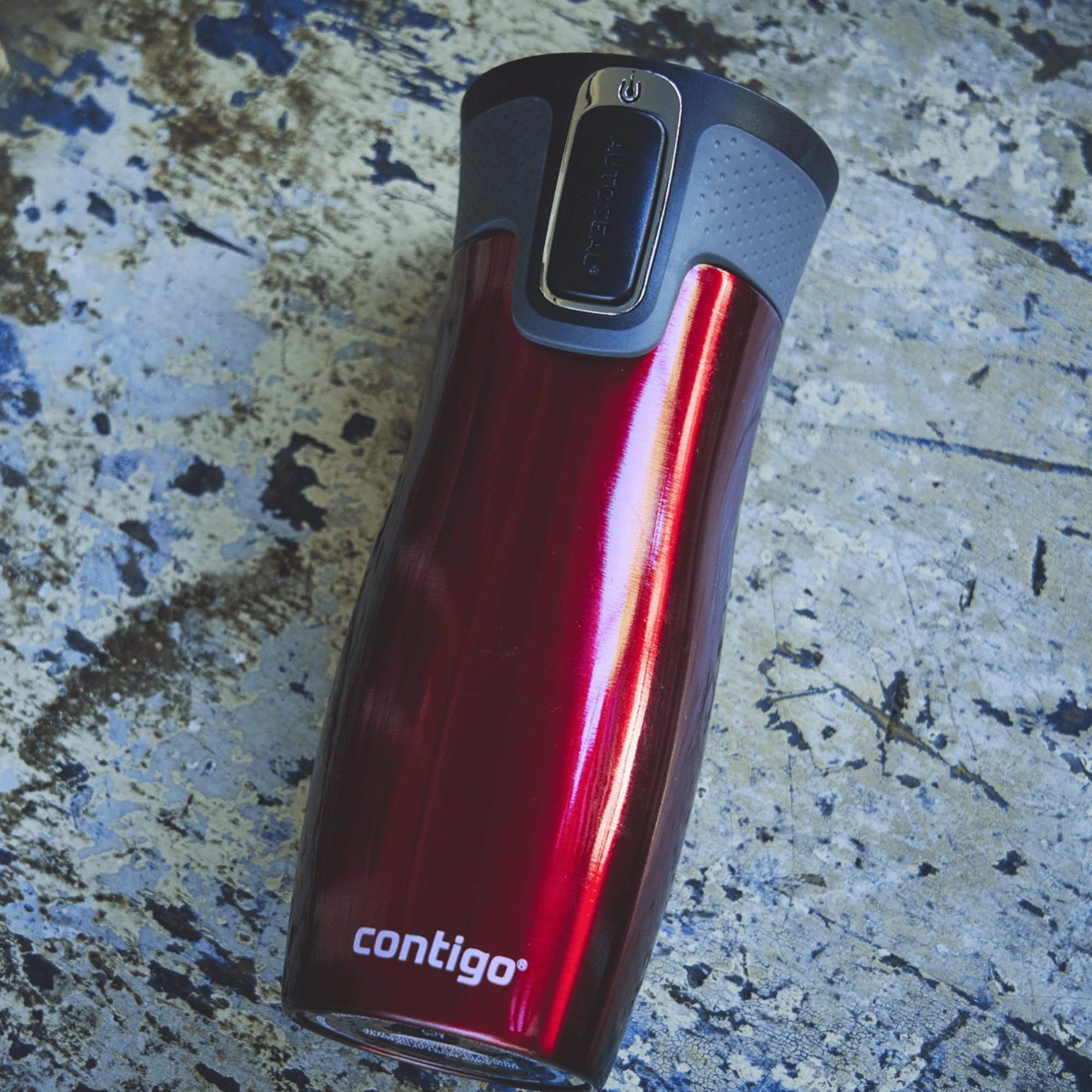 Kubek termiczny Contigo West Loop 470 ml – 100% szczelny, utrzymuje ciepło do 5 h i zimno do 12 h, idealny w podróży, kolor: czerwony