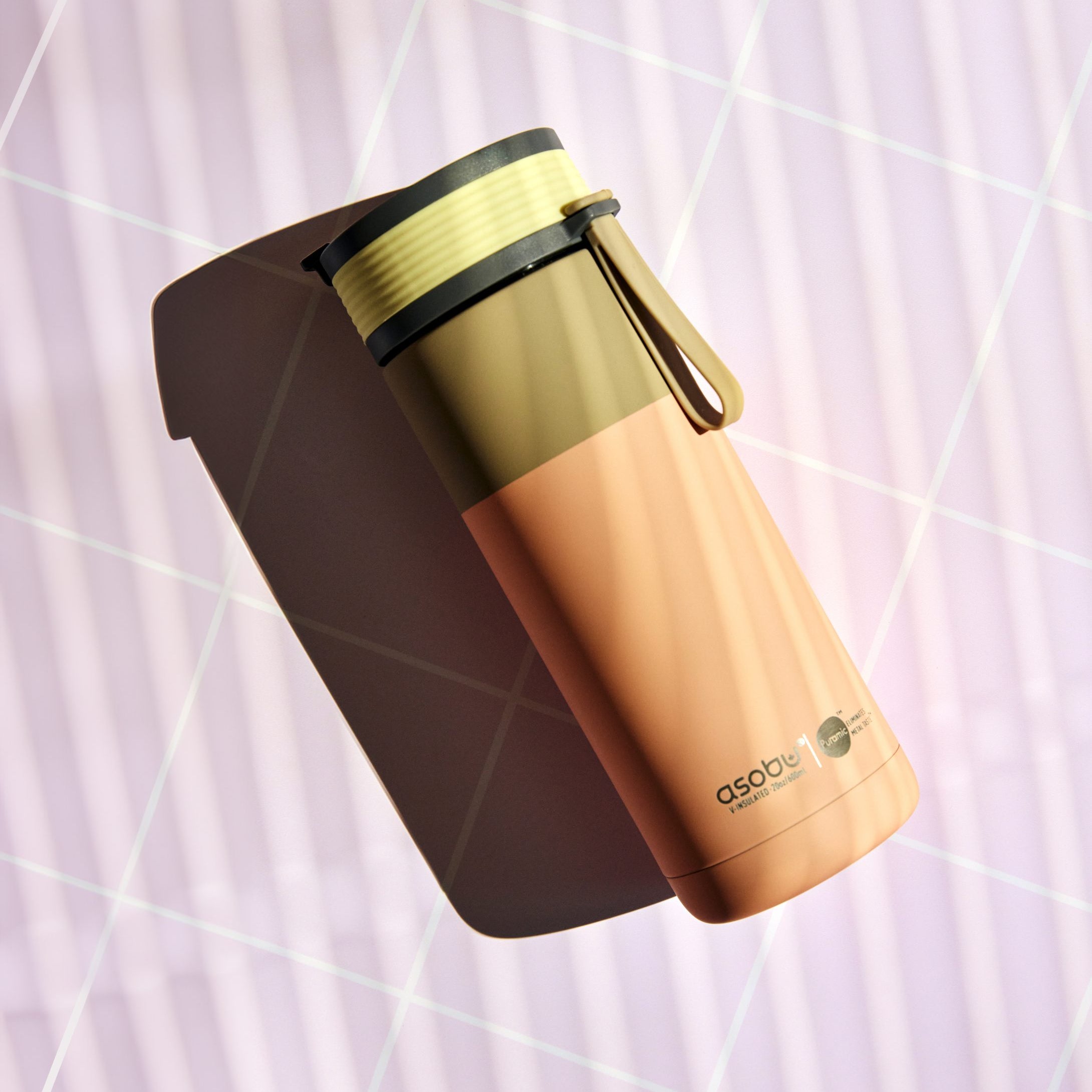 Kubek termiczny Asobu Aspen Pastel Peach - ze słomką i ustnikiem, stal nierdzewna, 100% szczelny, dopasowany do uchwytów samochodowych, kolor: różowy