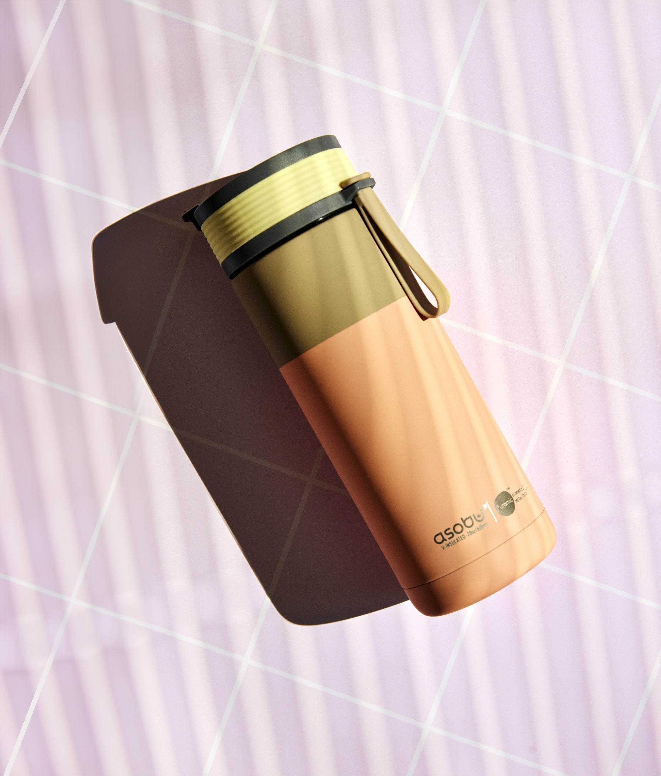 Kubek termiczny Asobu Aspen Pastel Peach - ze słomką i ustnikiem, stal nierdzewna, 100% szczelny, dopasowany do uchwytów samochodowych, kolor: różowy