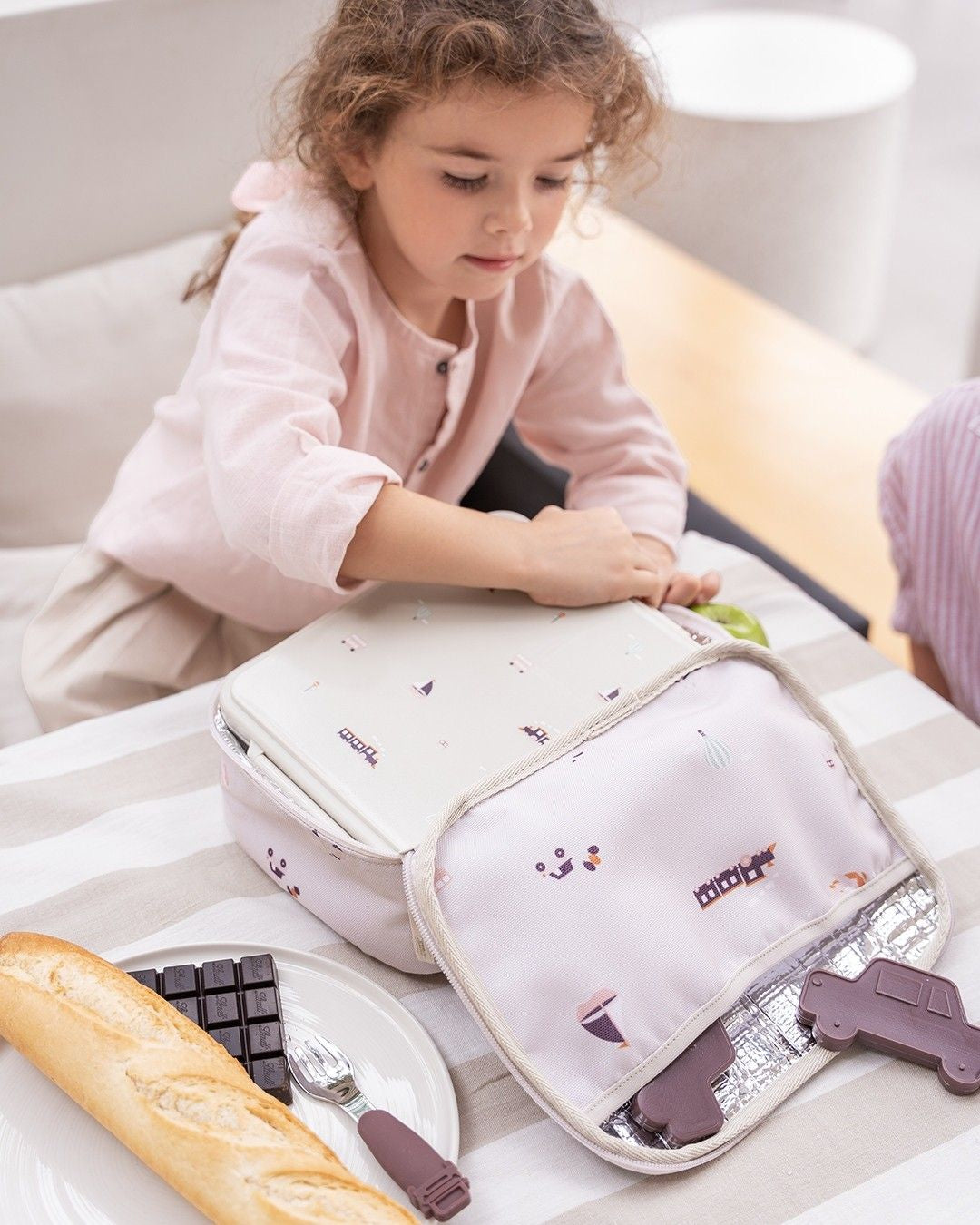 Torba lunchowa Citron Vehicles – izolowana, lekka i pojemna, z motywem pojazdów