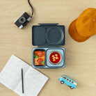 Lunchbox z termosem OmieBox Up Graphite – szczelny, pojemny i stylowy, idealny do szkoły i pracy