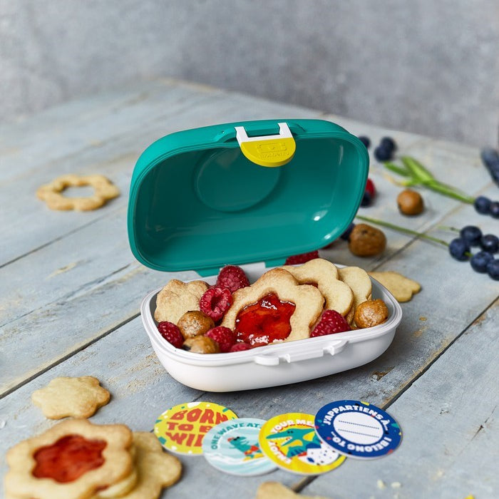 Monbento Gram Dino  – kompaktowy lunchbox dla dzieci. Lekki, szczelny i bez BPA. Idealny na kanapki, owoce i przekąski do szkoły i na wycieczkę, wzór: dinozaury