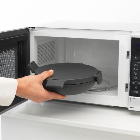 Miska na sałatkę Make & Take Brabantia  – szczelna, pojemna 1 L, do mikrofalówki, zamrażarki i zmywarki, idealna do pracy i szkoły, kolor: grafitowy