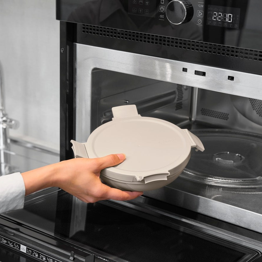 Miska na sałatkę Make & Take Brabantia – szczelna, pojemna 1 L, do mikrofalówki, zamrażarki i zmywarki, idealna do pracy i szkoły, kolor: beżowy