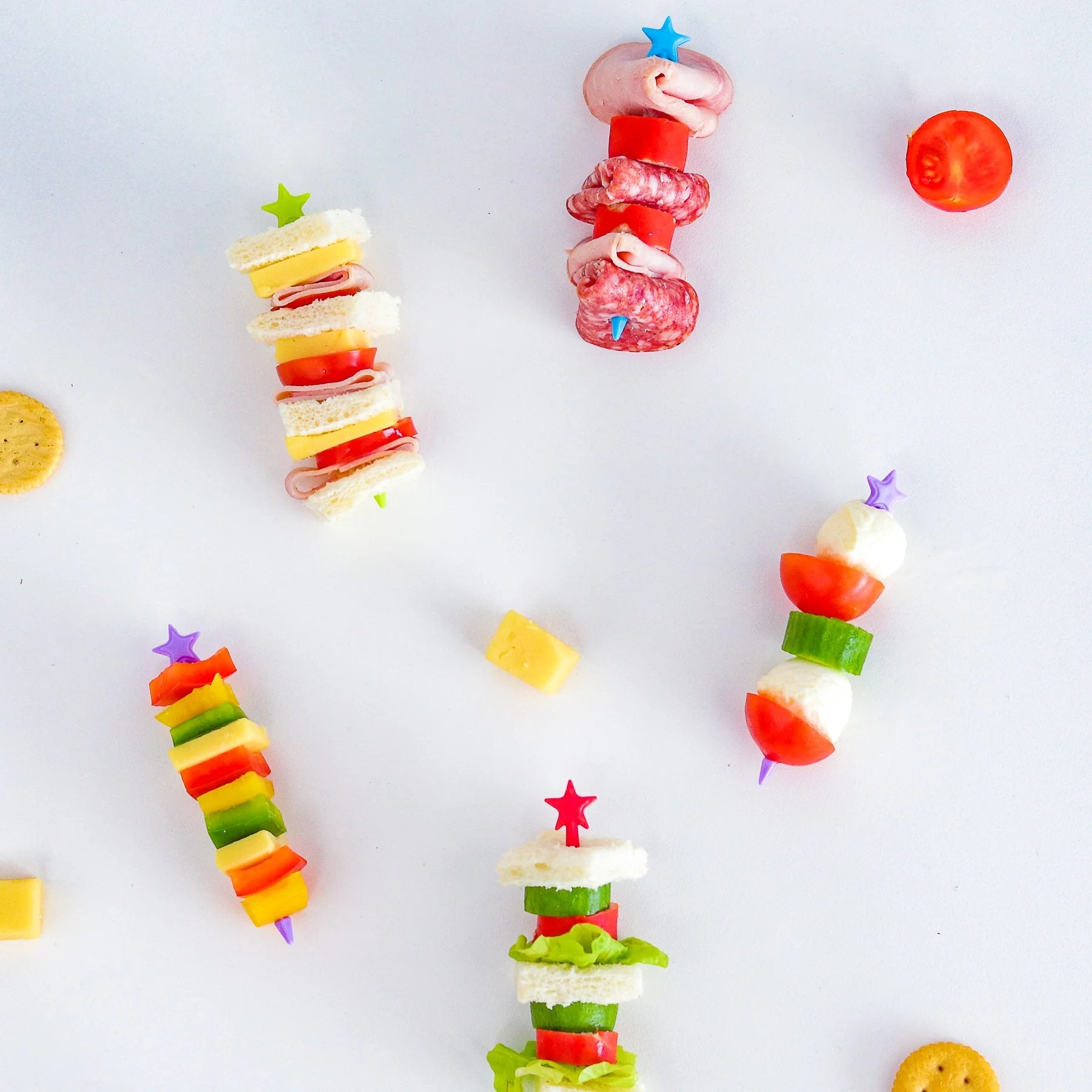 Kolorowe patyczki do przekąsek Lunch Punch– higieniczne, trwałe i wolne od BPA, świetne na kinderbal i do szkoły.