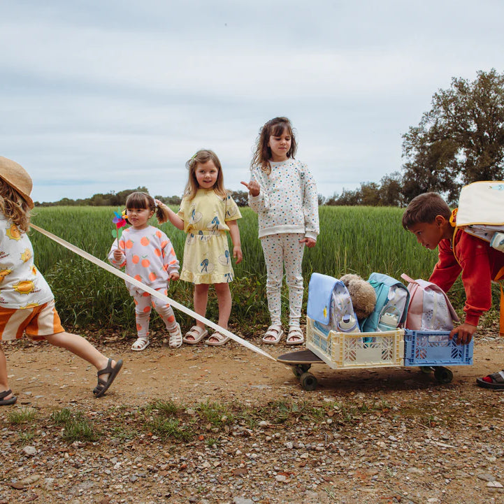 Plecak The Cotton Cloud – lekki, pojemny, z regulowanymi szelkami i kieszenią na bidon, idealny do przedszkola i szkoły, wzór: pies