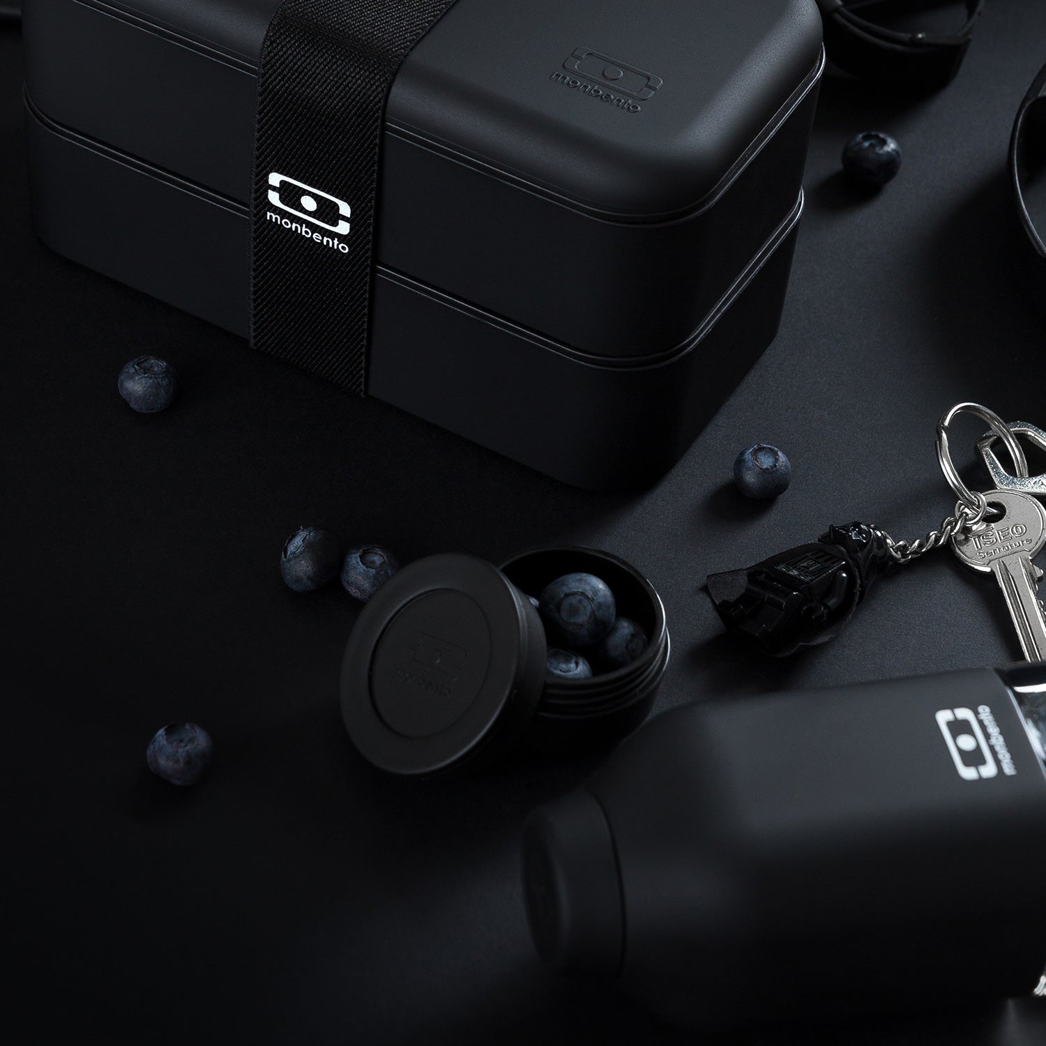 Monbento Temple L Onyx– szczelny pojemnik 35 ml na sosy, dipy i jogurty. Kompatybilny z bento boxami, bez BPA, do mikrofalówki i zmywarki, kolor: czarny