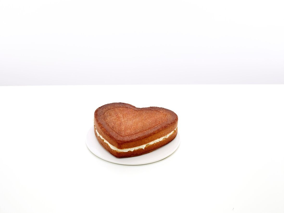 Nieprzywierająca forma silikonowa serce, ułatwia wyjmowanie ciasta
