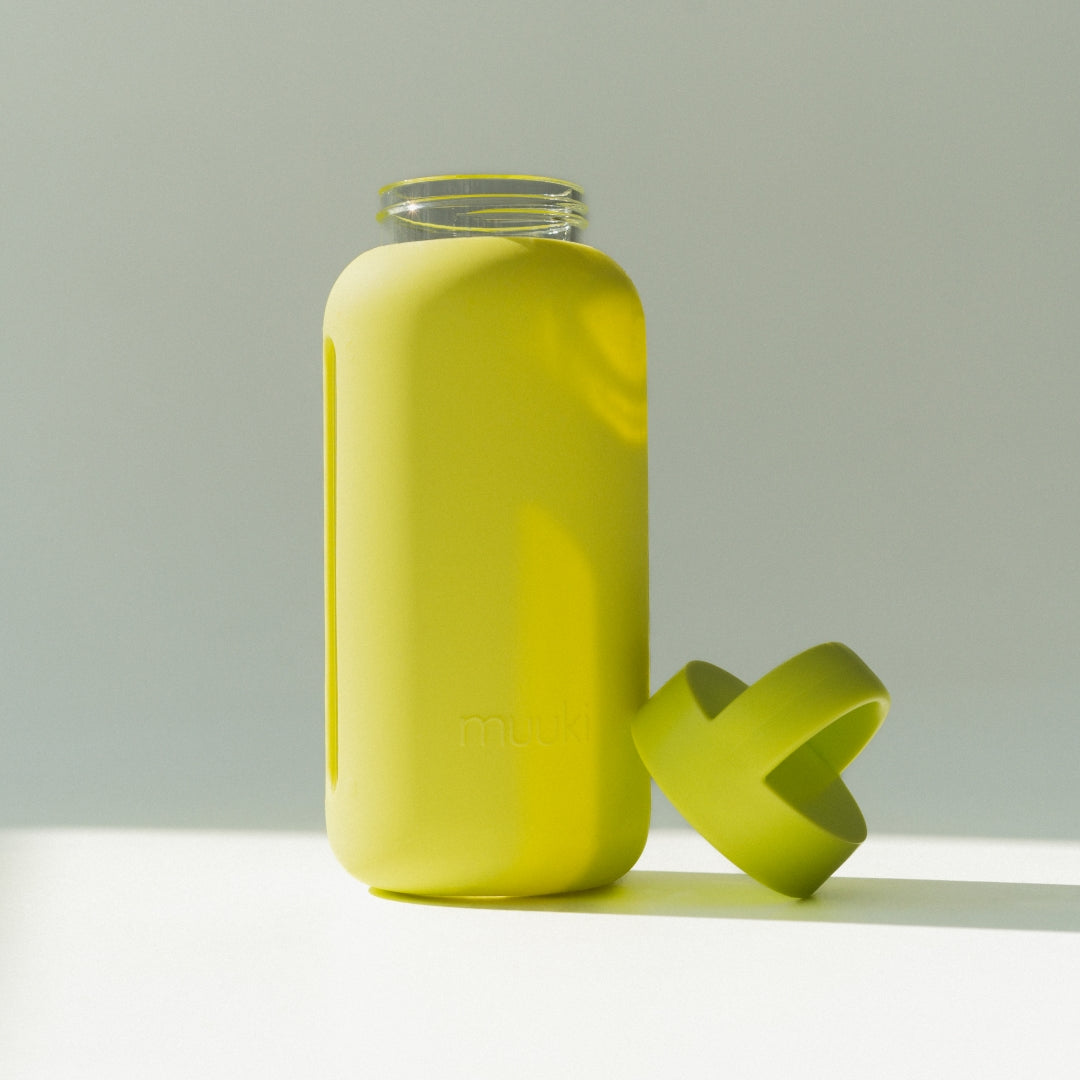 Muuki Daily Bottle 720 ml – ekologiczna butelka na wodę w kolorze jasnożółtym