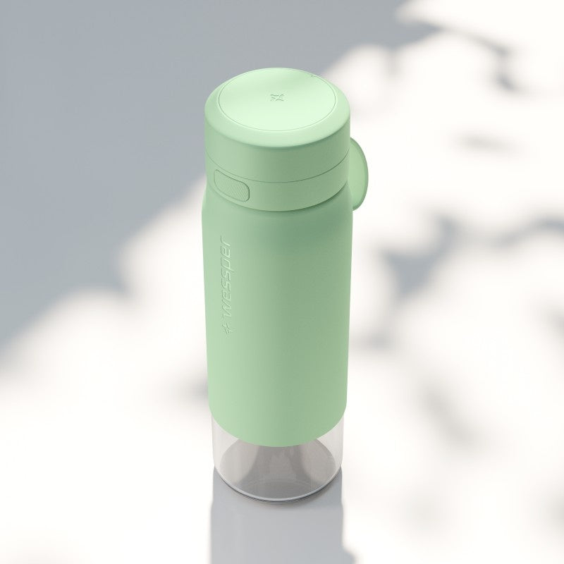 Wessper B2 GLASS Actitex™ 700 ml – szklana butelka filtrująca, redukuje chlor, szczelna, z licznikiem filtra, miętowa