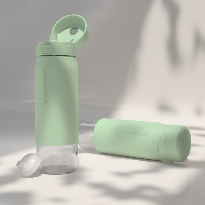 Wessper B2 GLASS Actitex™ 700 ml – szklana butelka filtrująca, redukuje chlor, szczelna, z licznikiem filtra, miętowa