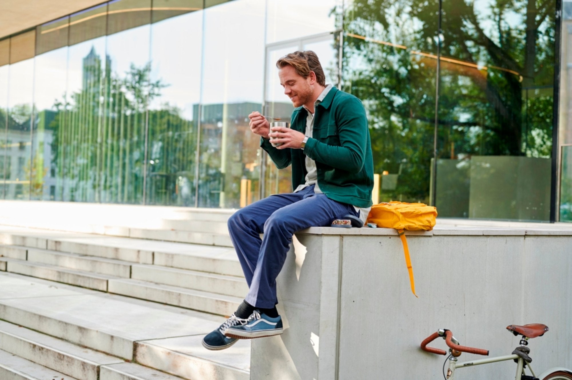 Termiczny pojemnik Mepal Lunch Pot - stalowy, z przegródką i izolacją, do pracy i szkoły