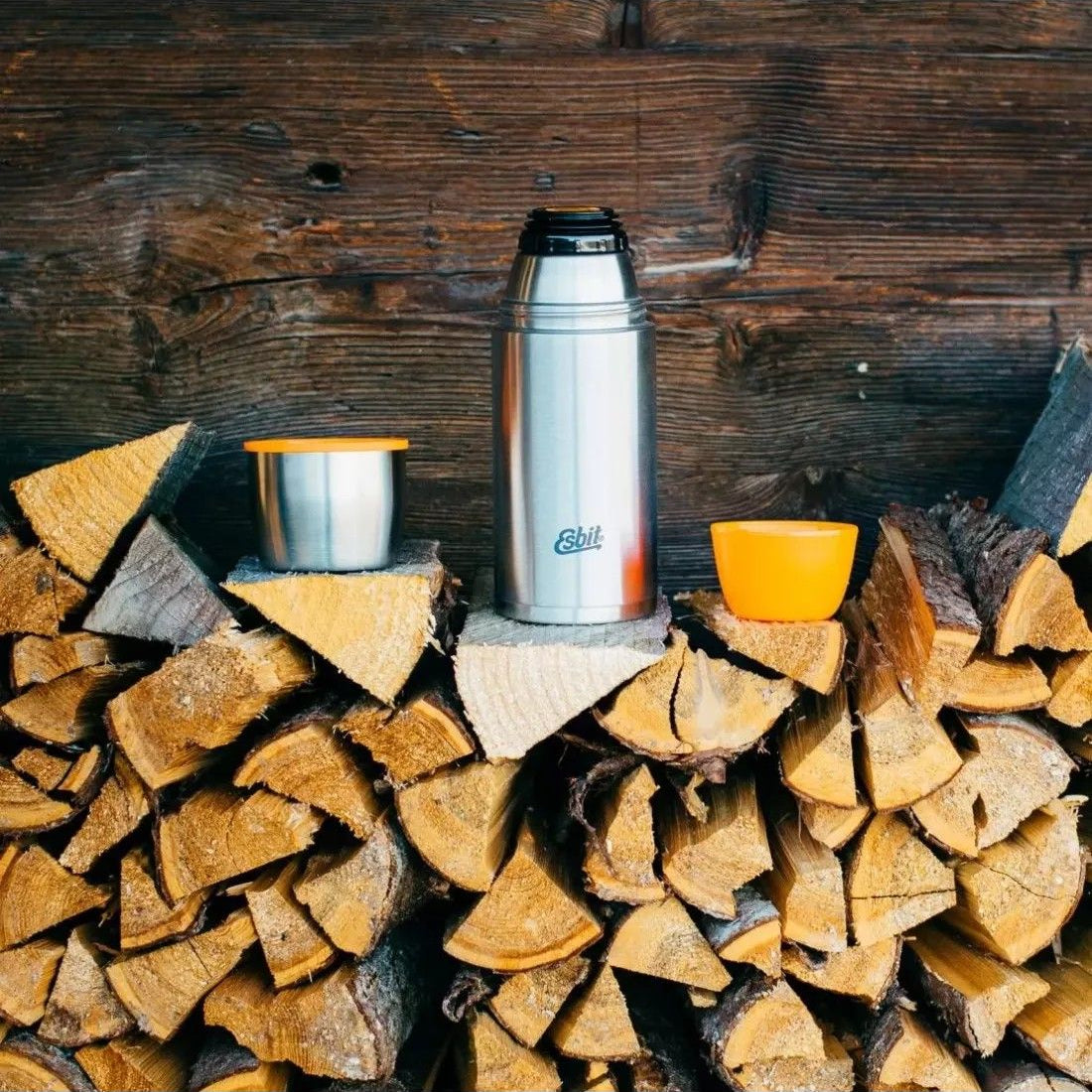 Esbit Vacuum Flask 1 l Stainless Steel – szczelny termos trzymający wrzątek przez całą dobę