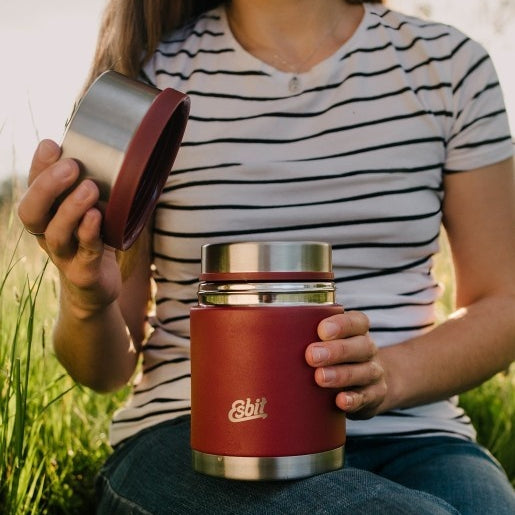 Esbit Sculptor Food Jug Burgundy Red – bordowy termos na posiłki o nowoczesnym designie